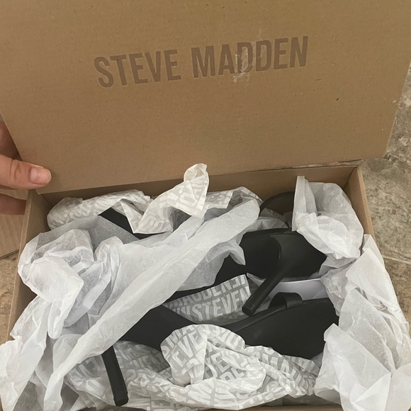Women’s Steve Madden heels brand new - Picture 5 of 5